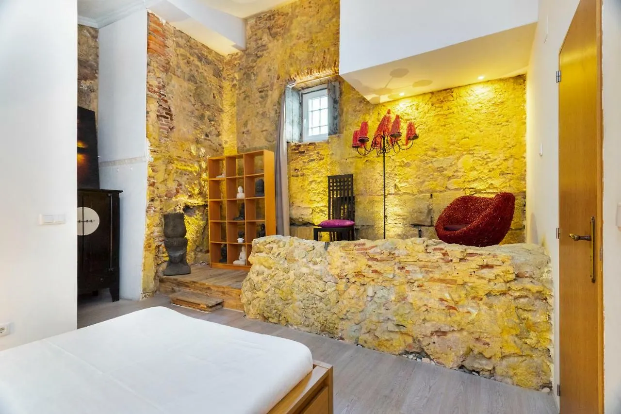 Alfama Kuta Loft Apartment Lisbon Portugal